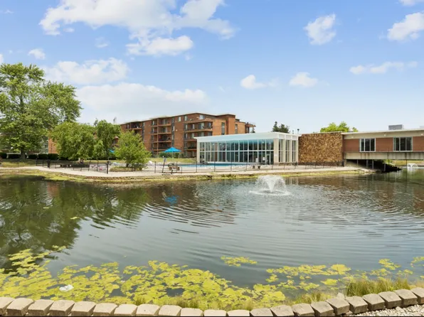 (undisclosed Address), Prospect Heights, IL 60070