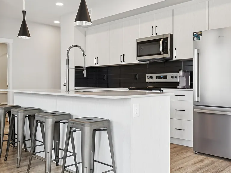 657 Glenridding Ravine Dr SW — Photo 11