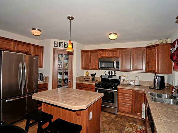 4th image of 8246 85th Ave NE