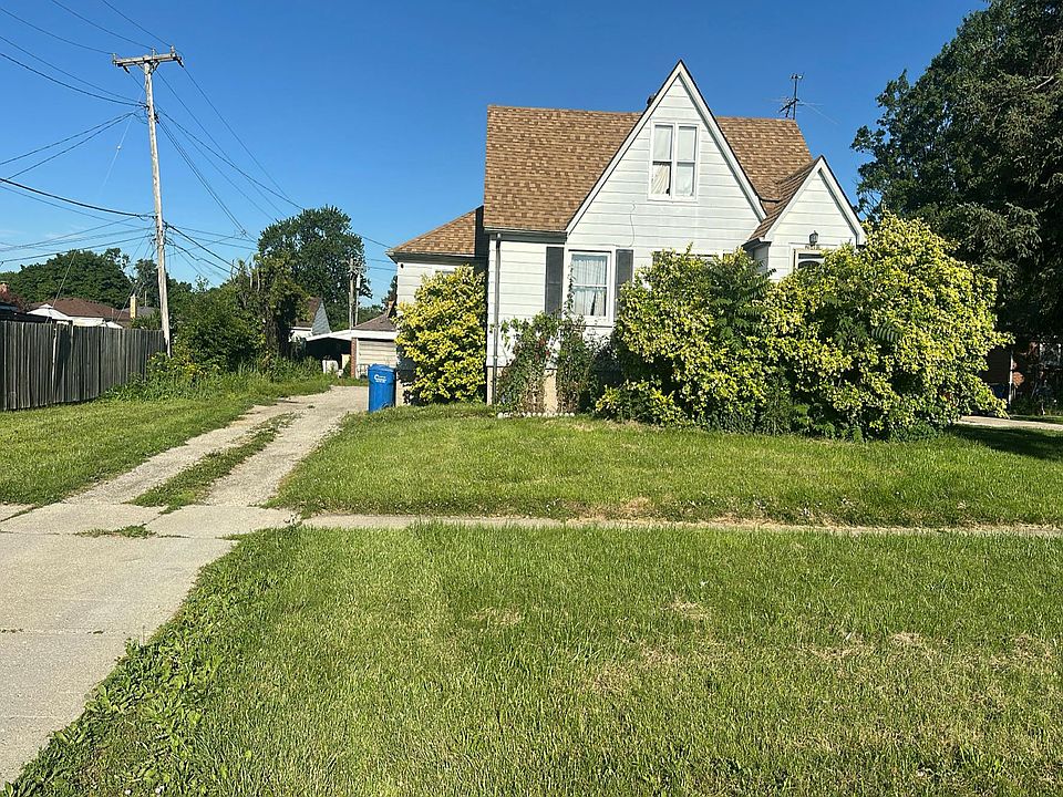 1st image of 26491 Schoenherr Rd