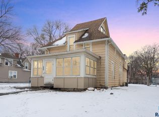 611 N Walts Ave, Sioux Falls, SD 57104