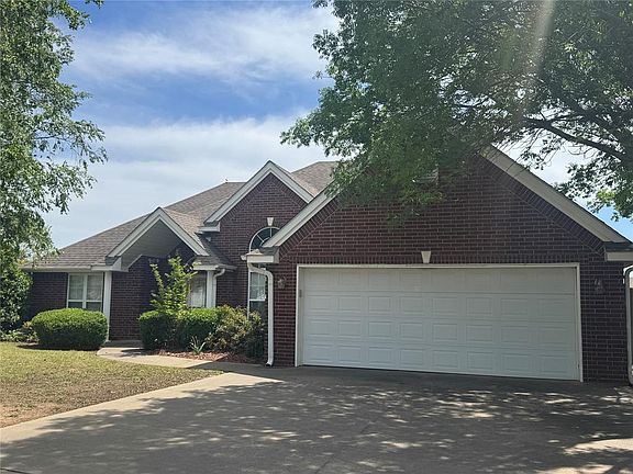 2nd image of 1011 Sterling Dr