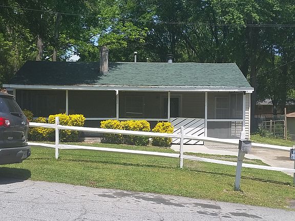 2nd image of 654 W Warren Dr