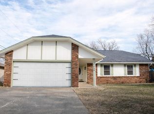 3656 S Westwood Avenue, Springfield, MO 65807