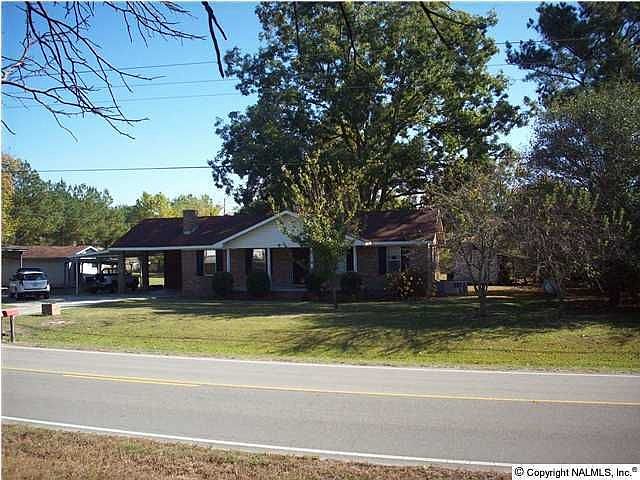 2nd image of 2524 County Road 434