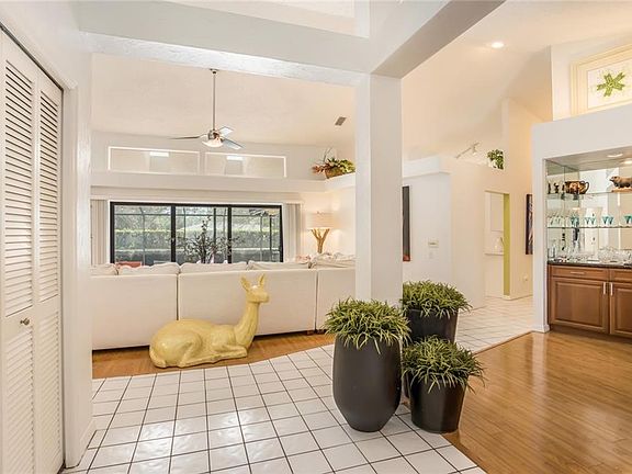 5th image of 6832 Country Lakes Cir