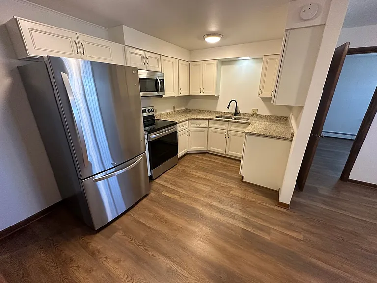 2926 S Highway 51 — Photo 5