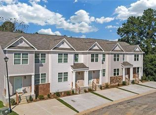 2832 Laurel Ridge Cir, East Point, GA 30344