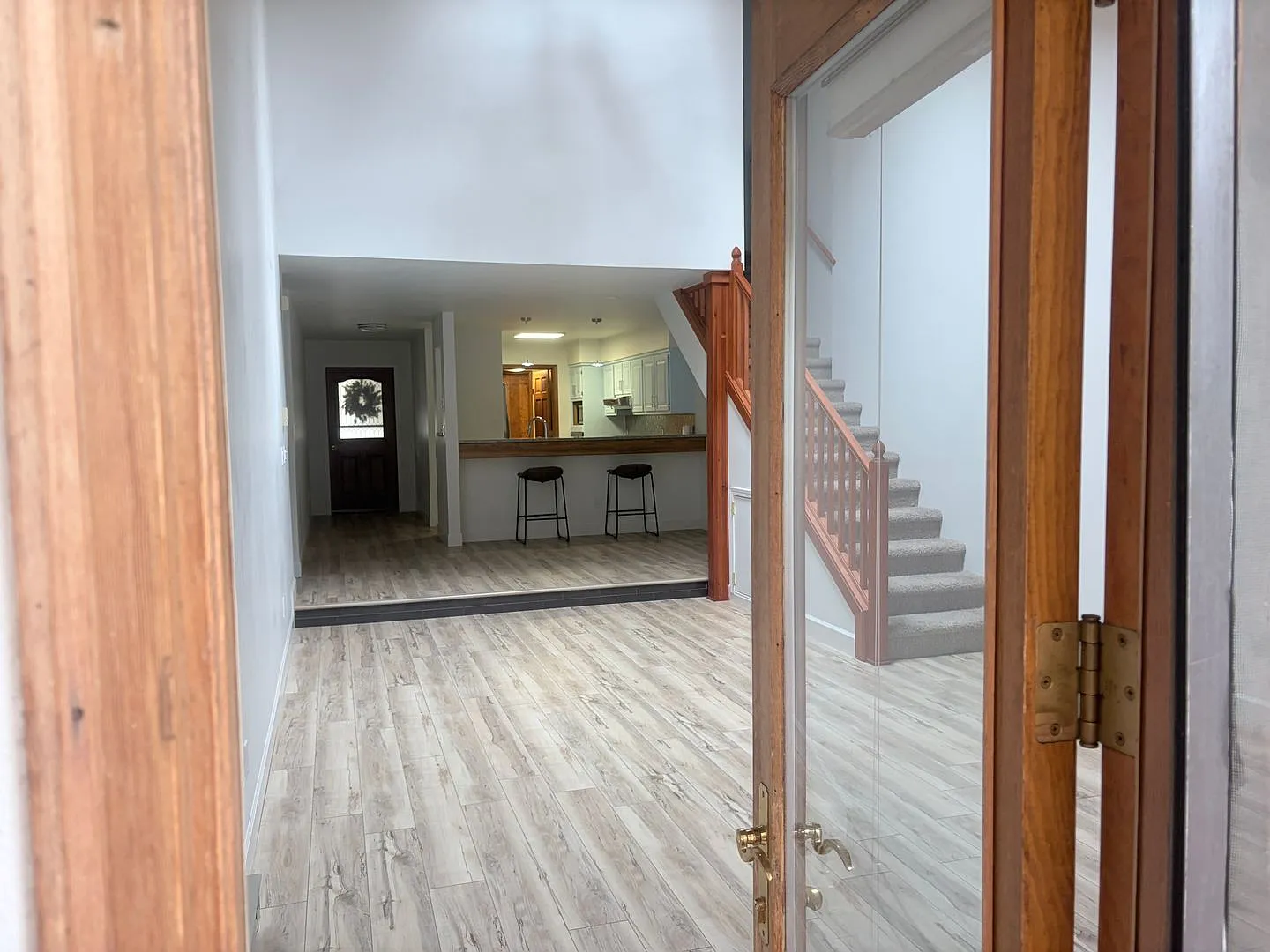 Beautiful Village at Rockwood Townhome — Photo 3