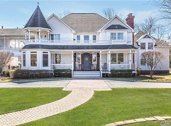 3rd image of 8 Collins Ct