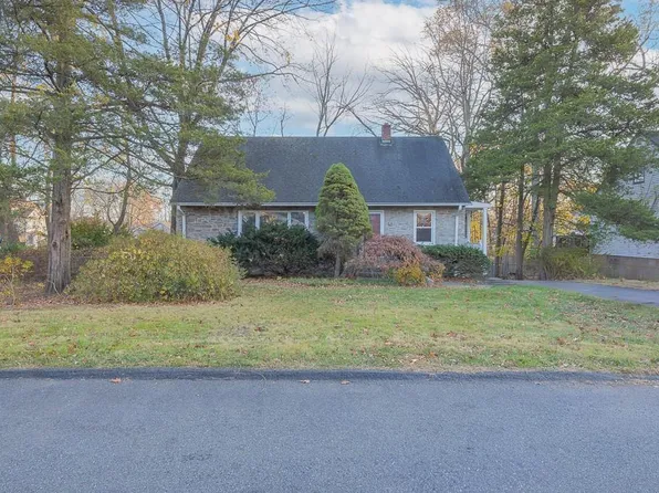 40 Bogert Avenue, Pearl River, NY 10965