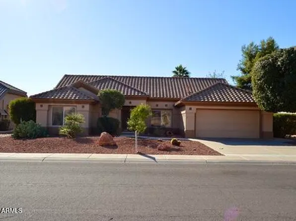 15621 W Heritage Dr, Sun City West, AZ 85375