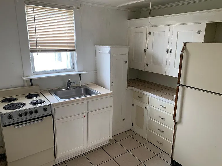 53 Silver St #3 — Photo 5