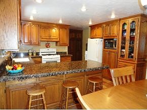 3rd image of 2487 Golden Meadow Dr