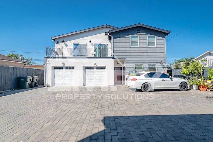 4 bed, 4.0 bath, $4,400 — Photo 1