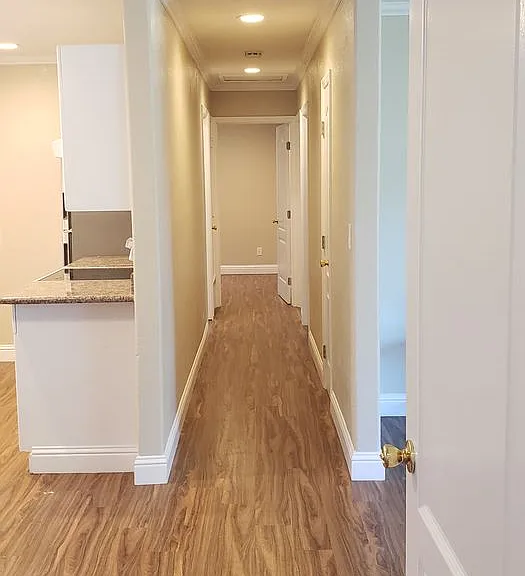 All Single Story Apartment Community — Photo 57