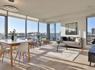 438 King St W #1704, Toronto, ON M5V 3T9