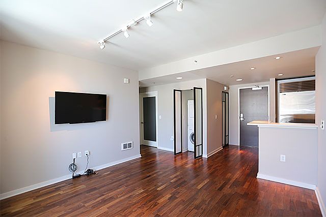 1st image of 555 4th St #931A