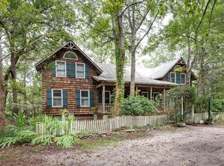 1924 Long Creek Rd, Wadmalaw Island, SC 29487