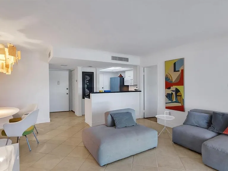2100 Benjamin Franklin Dr #203 — Photo 17