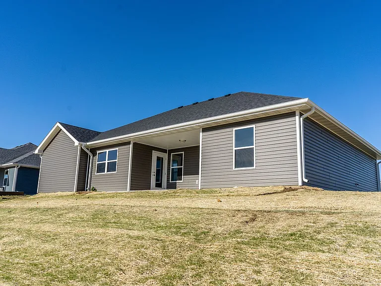 4820 Valley Forge Cir — Photo 15