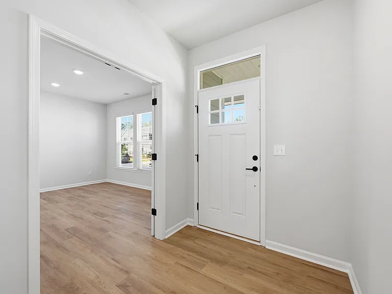10134 Mamillion Dr — Photo 6