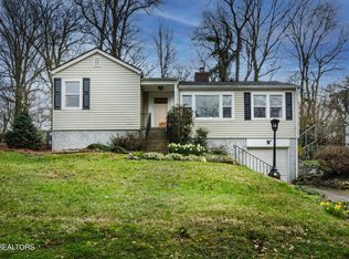 3008 N Hills Blvd, Knoxville, TN 37917