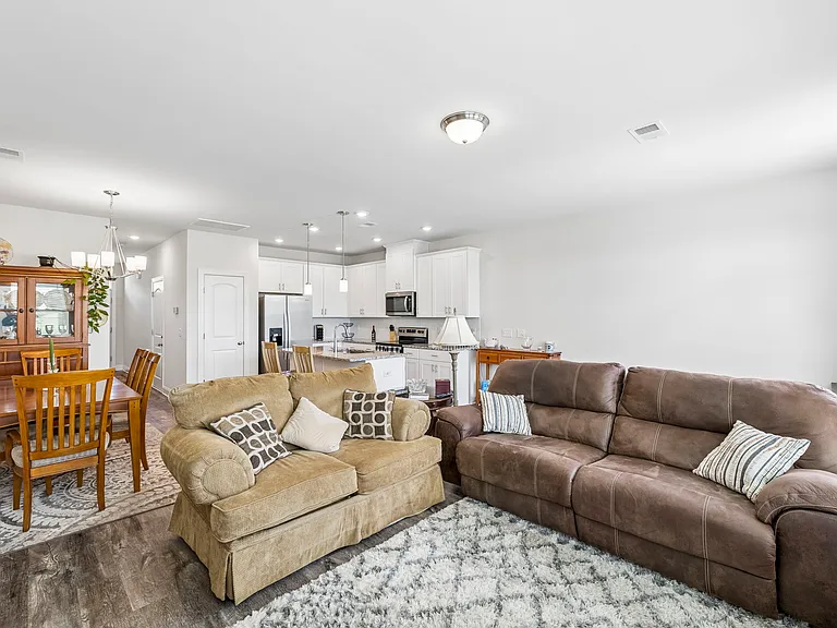 408 Wooden Shoe Way — Photo 6