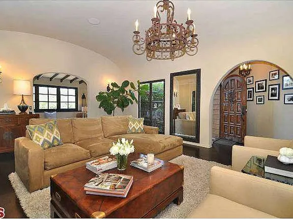 3256 Velma Dr, Los Angeles, CA 90068
