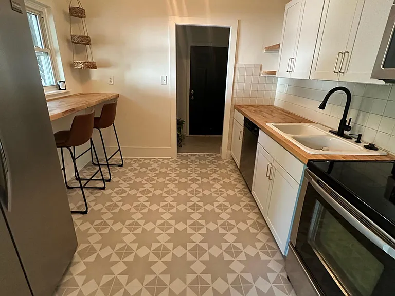 3025 Virginia Ave — Photo 1
