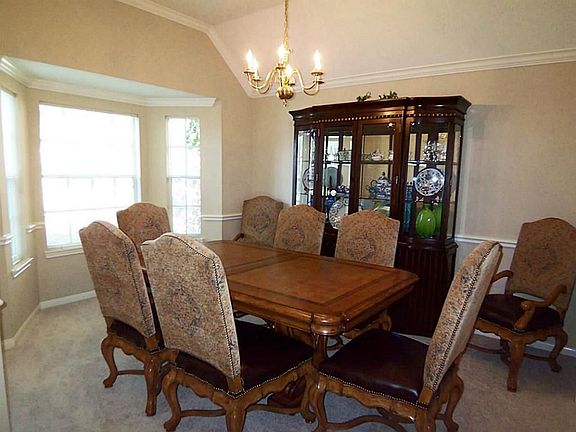 3rd image of 23011 Palm Trail Dr