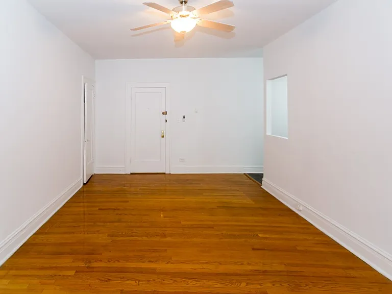 445 W Melrose St #B4 — Photo 9