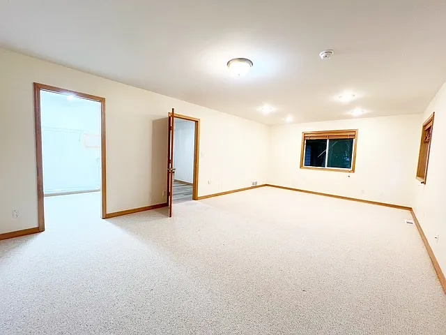 18533 Skog Ct NE — Photo 22