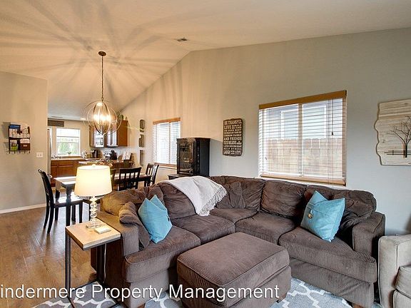 2nd image of 214 Marjorie Pl