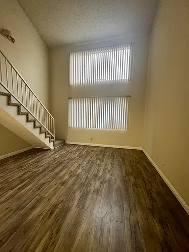 404-836 S Berendo St #404 Photo 1