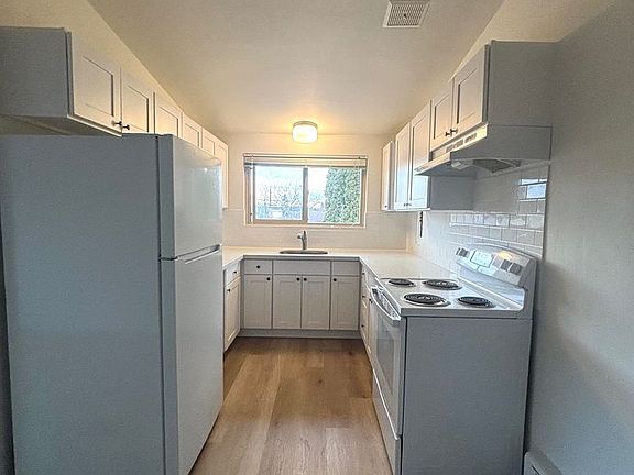 4th image of 8359 9th Ave NW #4
