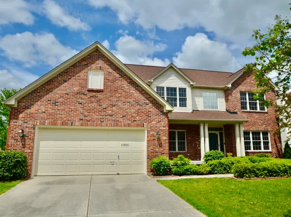 11850 Stepping Stone Dr, Fishers, IN 46038