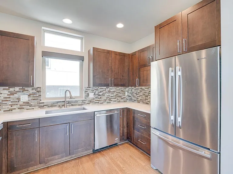 3835 Gilman Ave W — Photo 10