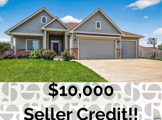 7627 SW Lowell Ln, Topeka, KS 66614