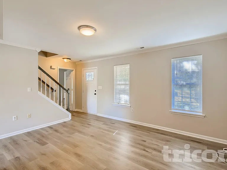 9022 Jaldena Dr — Photo 19