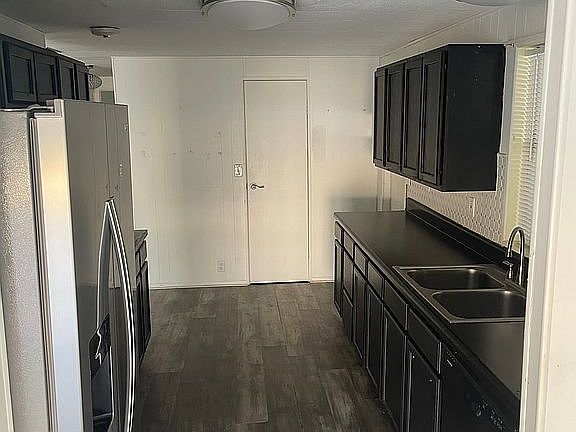 5th image of 232 Colburn Dr