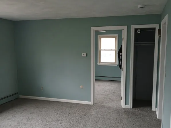 270 Greenville Ave APT 2, Johnston, RI 02919