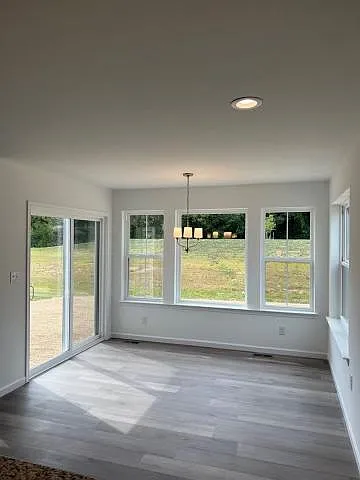 33 Long Bend Dr — Photo 13