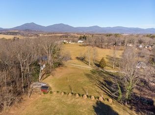 Lakeview Ln, Bedford, VA 24523