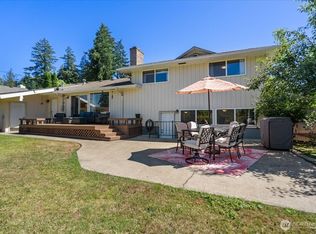Terry, Lakewood, WA 98498