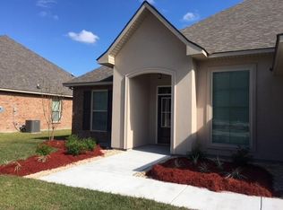 42118 Wood Ave, Ponchatoula, LA 70454