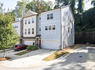 2765 White Oak Ln, Decatur, GA 30032