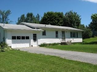 21 Meadow Ln, Vergennes, VT 05491