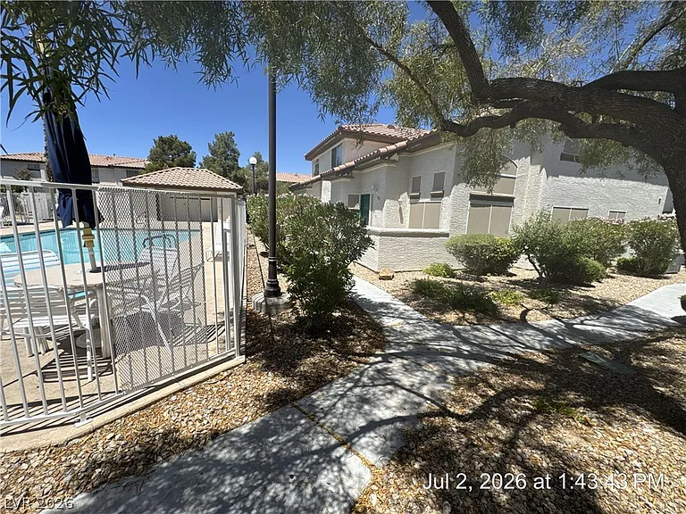 1025 Allure Dr — Photo 28