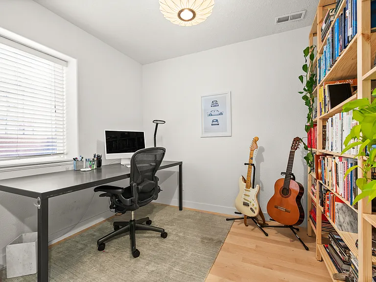 2326 E Sky Pines Ct — Photo 18